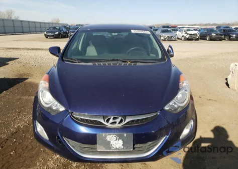 2013 Hyundai Elantra Gls z USA, uszkodzony, nr VIN 5NPDH4AE0DH415937